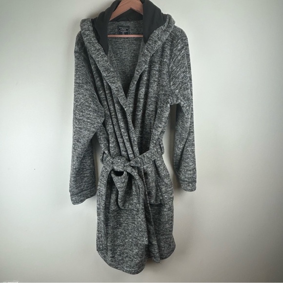 Abercrombie & Fitch Gray Hooded Belted Sleep Robe L/XL Soft Warm Preppy - Picture 1 of 9
